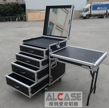 航空箱